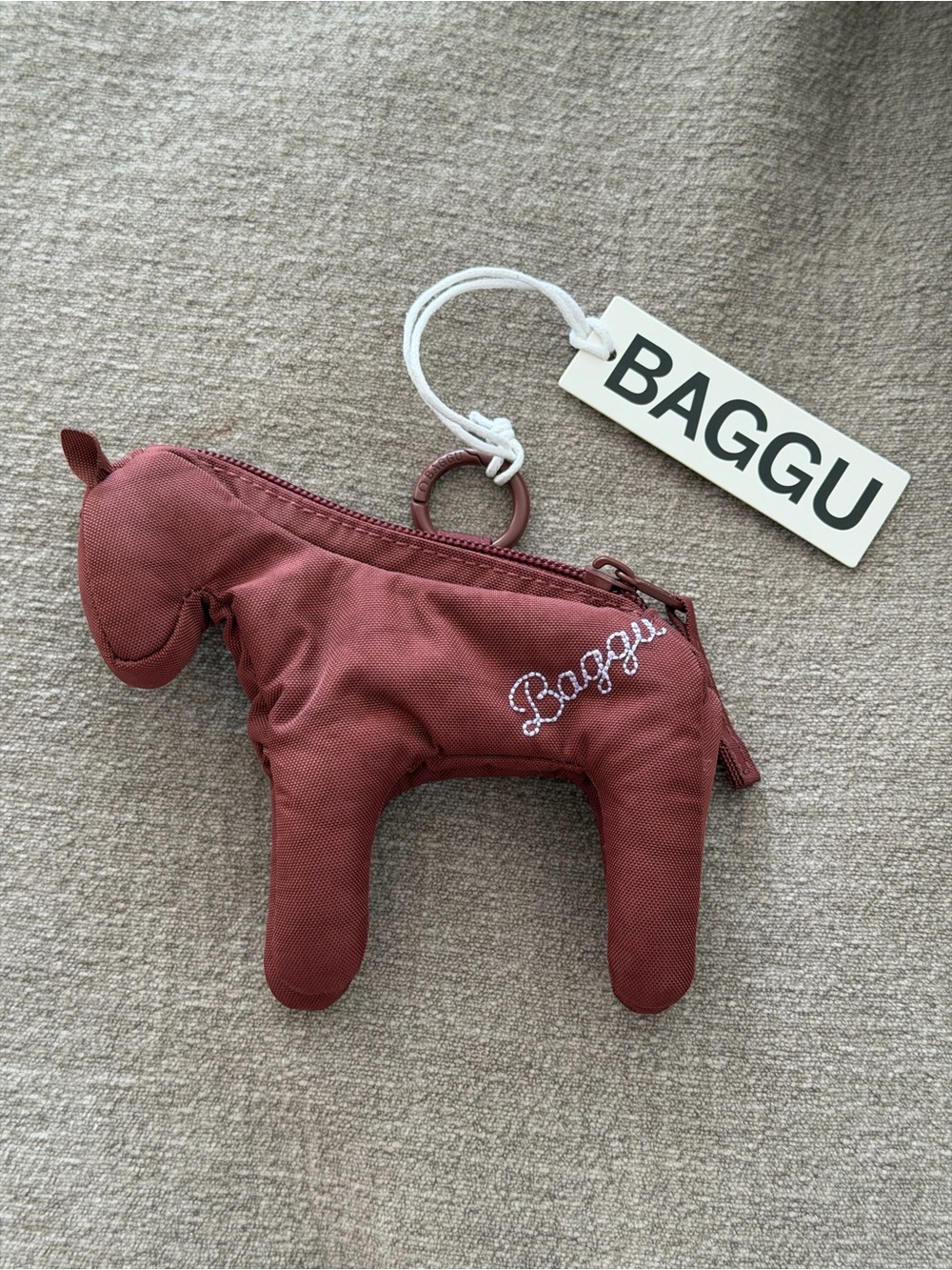 NWT Baggu Horse Charm - Mahogany